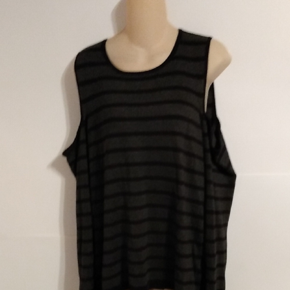 Cable & Gauge Black Gray Knit Cold Shoulder Sweater Nwt